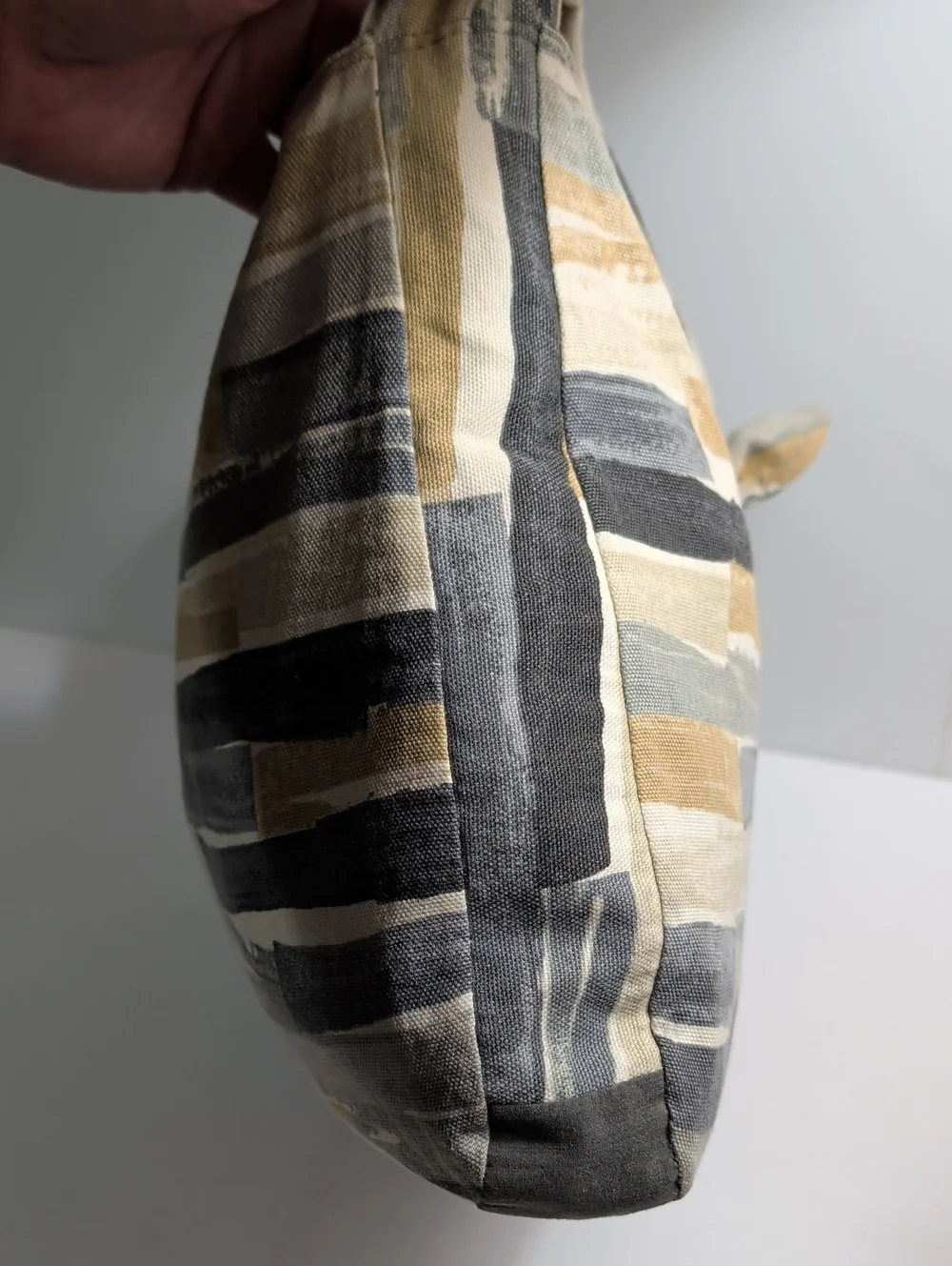 Neutral Block-Stripe Knotted Shoulder Bag